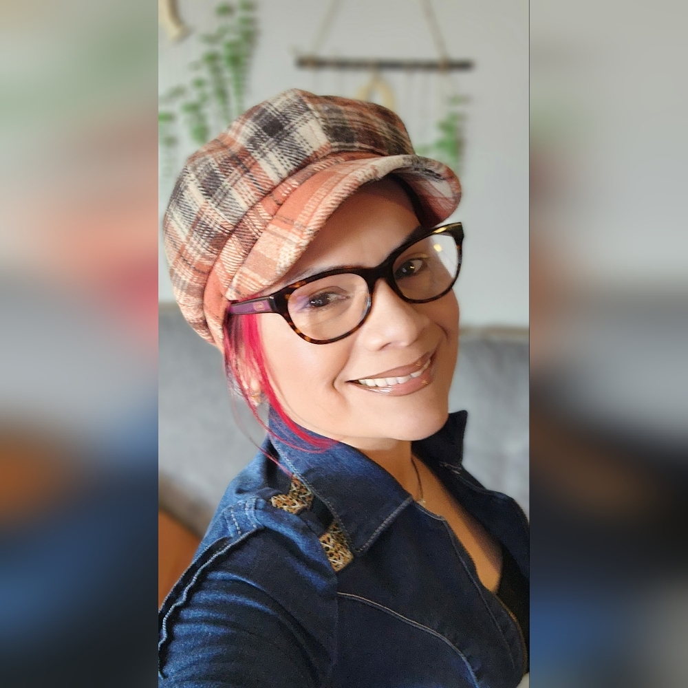 Meet your Posher, Maria